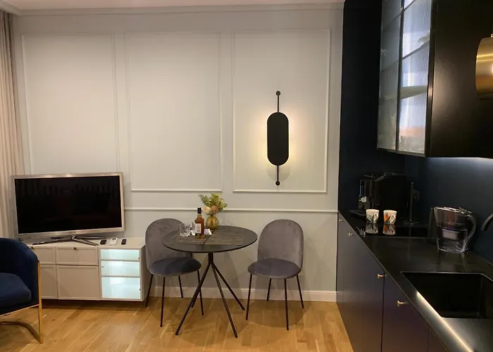 Indygo Apartment